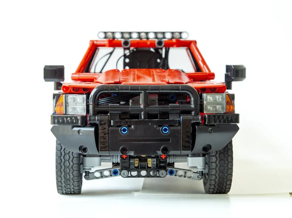 RAM Pickup Truck detail 4